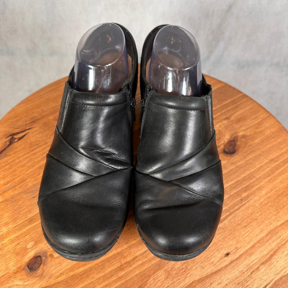 Clarks Leather Ankle Booties Women Size 10 Black Good Pleated Wedge Zip 26108788 - Picture 3 of 14
